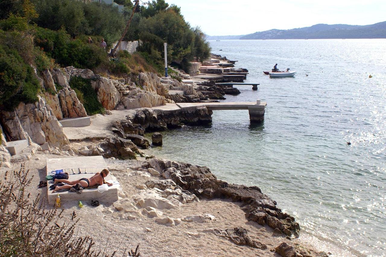 Apartments By The Sea Seget Vranjica, Trogir - 1038 Exterior foto